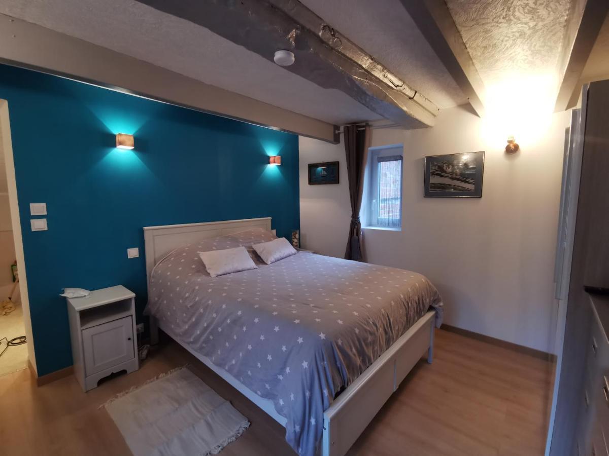 Le Rez De Jardin Apartment Honfleur Exterior photo