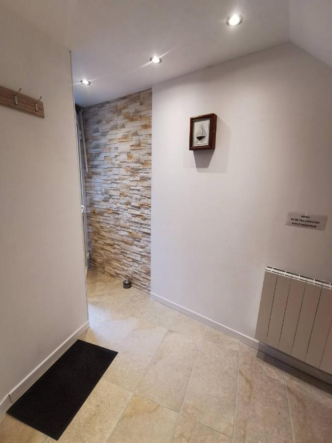 Le Rez De Jardin Apartment Honfleur Exterior photo